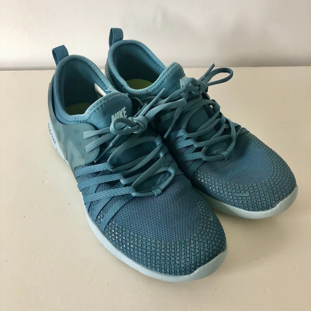 Nike Free Sneakers
